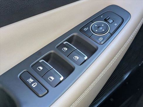 Used 2019 Hyundai Santa Fe AWD image 6