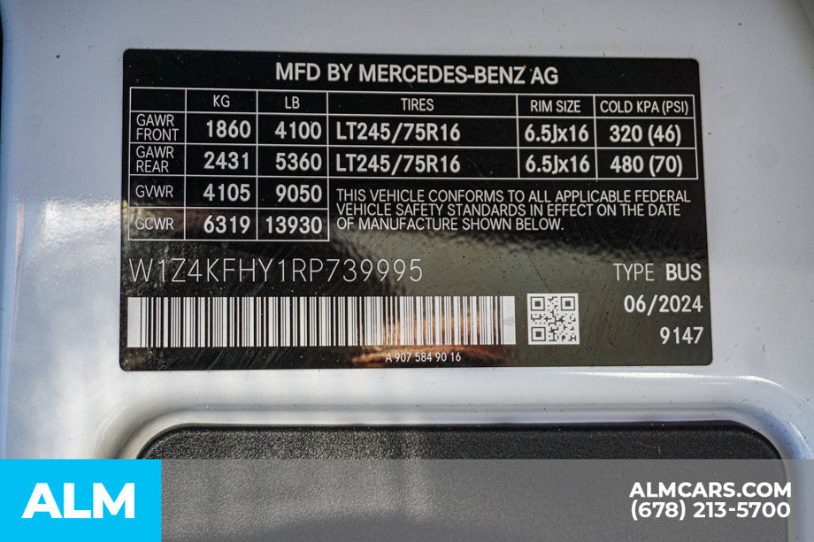 Used 2024 Mercedes-Benz Sprinter 2500 image 57