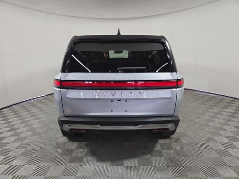 Used 2024 Rivian R1S Adventure AWD/4WD image 4