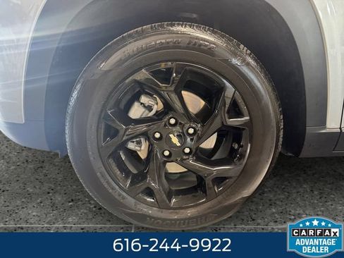 Used 2024 Chevrolet Trax LT w/ Driver Confidence Package FWD image 23