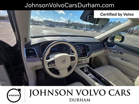 Used 2023 Volvo XC90 B6 Plus w/ Protection Package Premier image 12