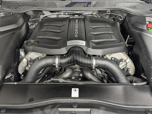 Used 2017 Porsche Cayenne S AWD/4WD image 28