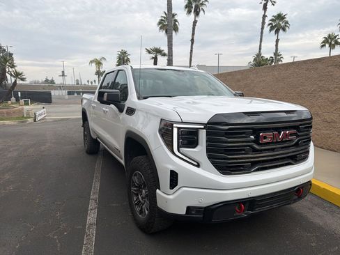 Certified 2025 GMC Sierra 1500 AT4 image 3