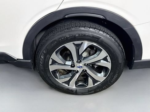 Used 2020 Subaru Outback Touring AWD/4WD image 35