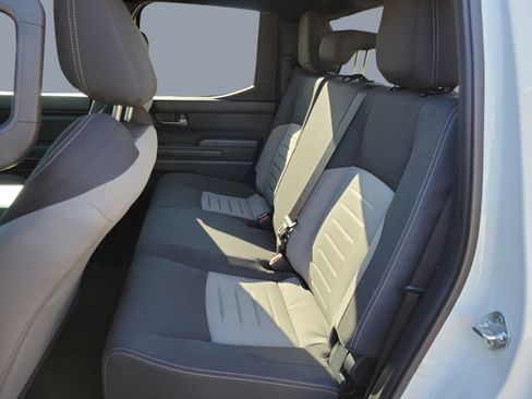 Certified 2025 Toyota Tacoma TRD Off-Road image 23