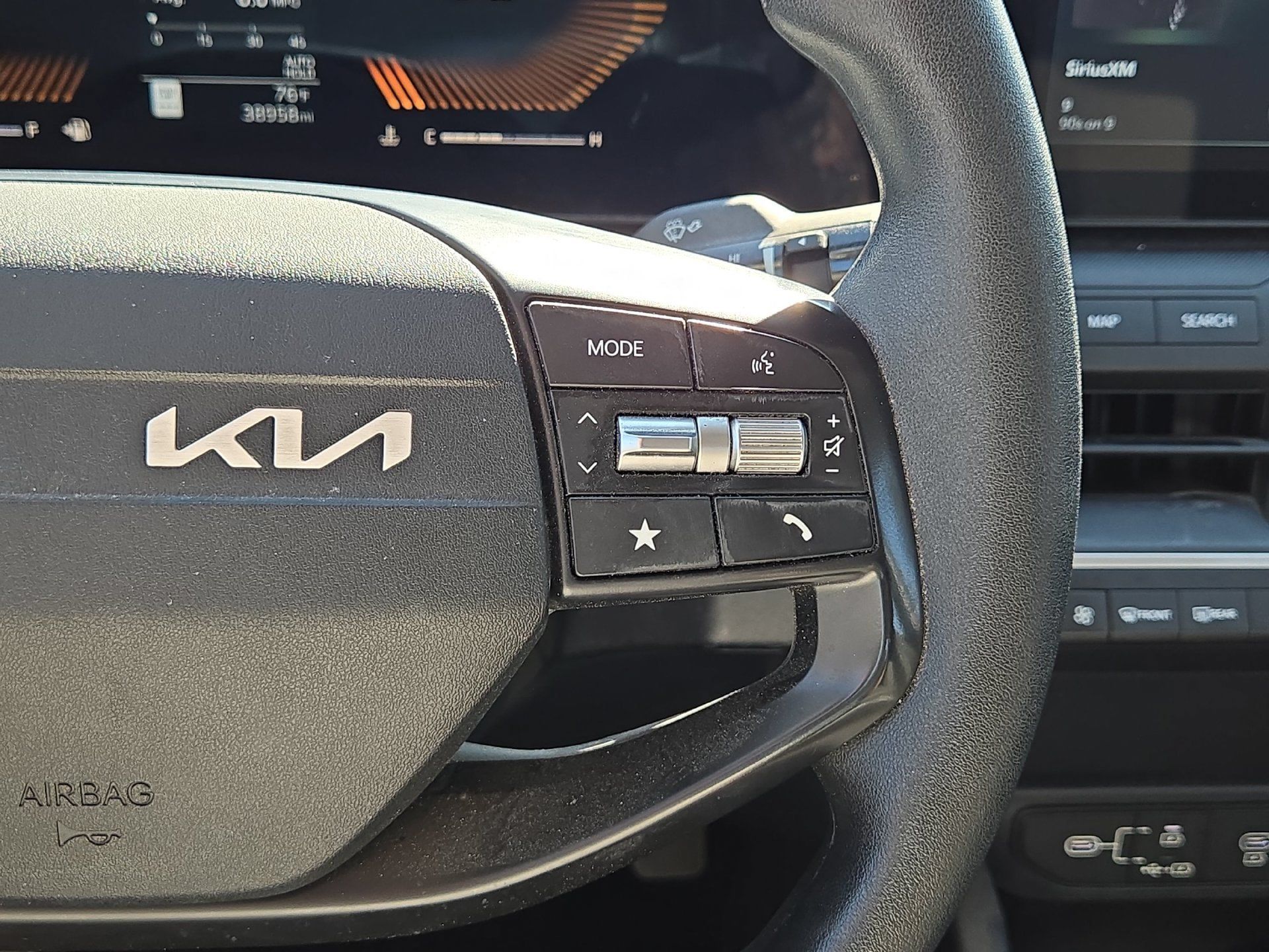 Used 2025 Kia K4 FWD image 21