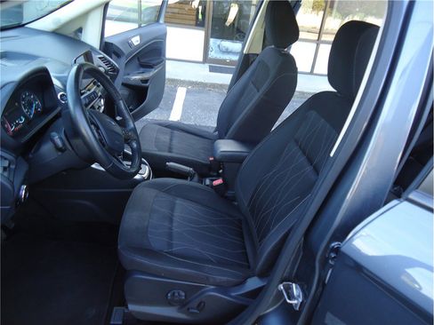 Used 2019 Ford EcoSport SE image 11