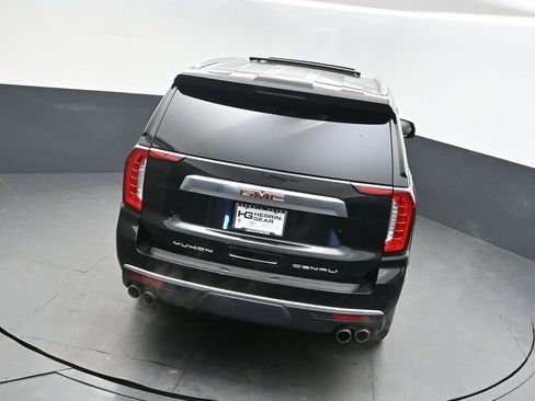 Used 2021 GMC Yukon Denali w/ Denali Premium Package image 40