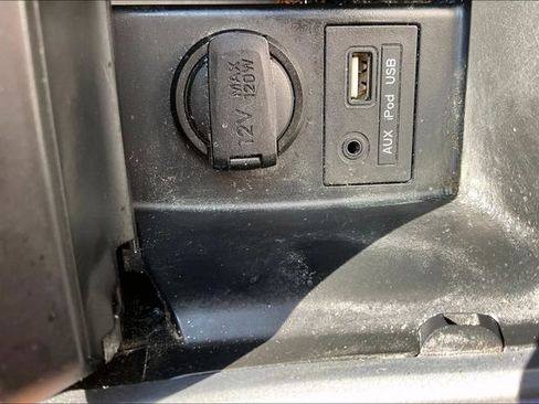 Used 2014 Hyundai Elantra SE FWD image 16