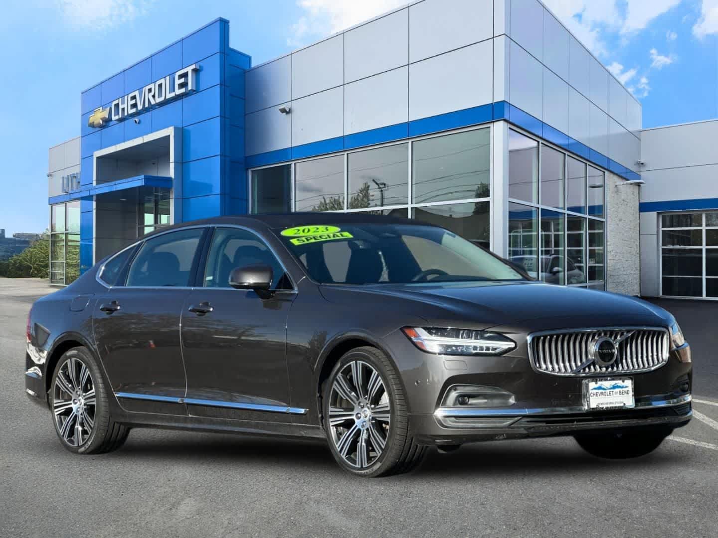 Used 2023 Volvo S90 B6 Plus w/ Protection Package Premier AWD/4WD image 9