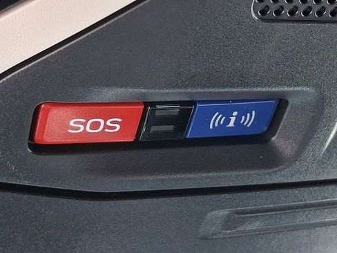 Certified 2025 Subaru Outback Onyx Edition image 26