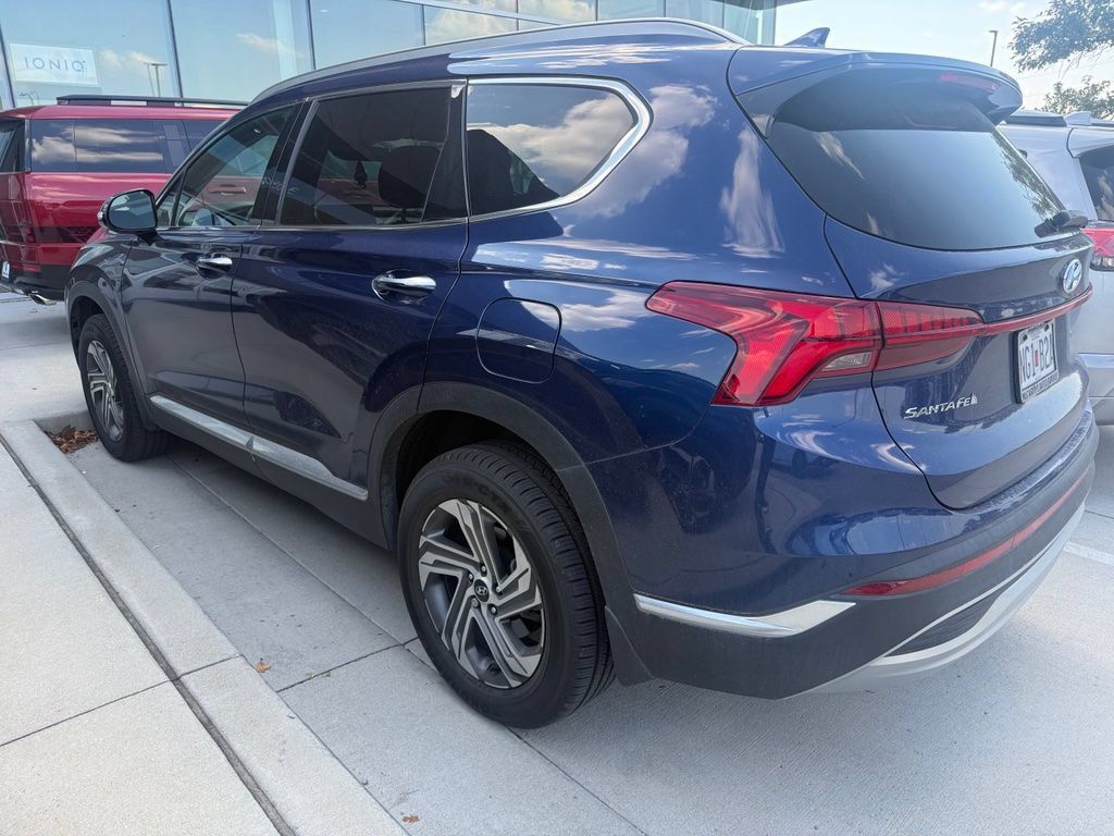 Used 2021 Hyundai Santa Fe SEL w/ Convenience Package AWD/4WD image 4