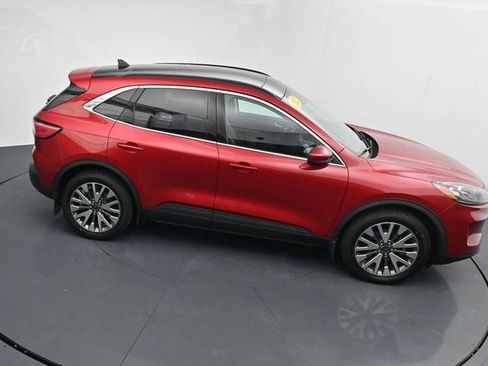 Certified 2022 Ford Escape Titanium w/ Class II Trailer Tow Package AWD/4WD image 28