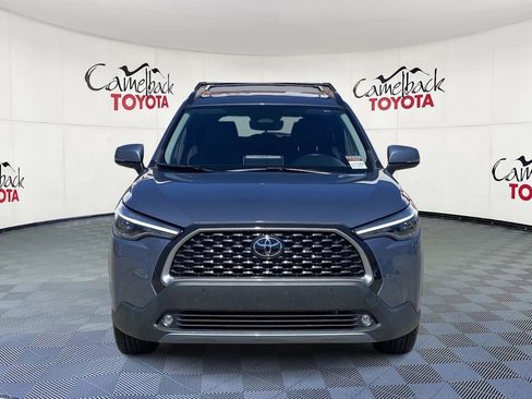 Used 2024 Toyota Corolla Cross XLE w/ Convenience Package image 3