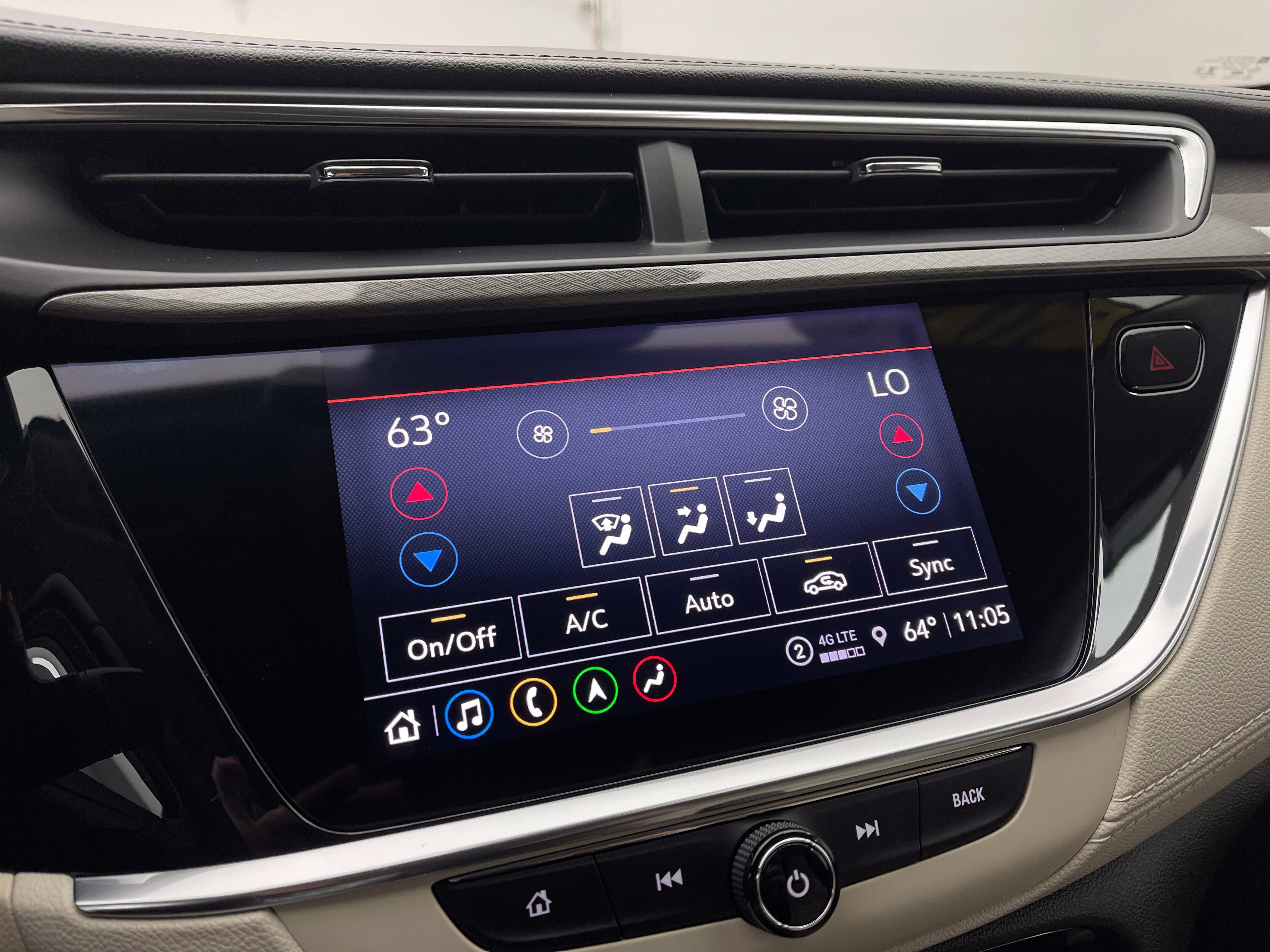 Used 2021 Buick Encore GX Select w/ Advanced Technology Package AWD/4WD image 28