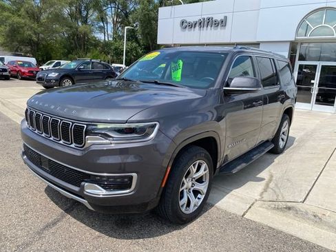 Used 2022 Jeep Wagoneer Series II AWD/4WD image 9