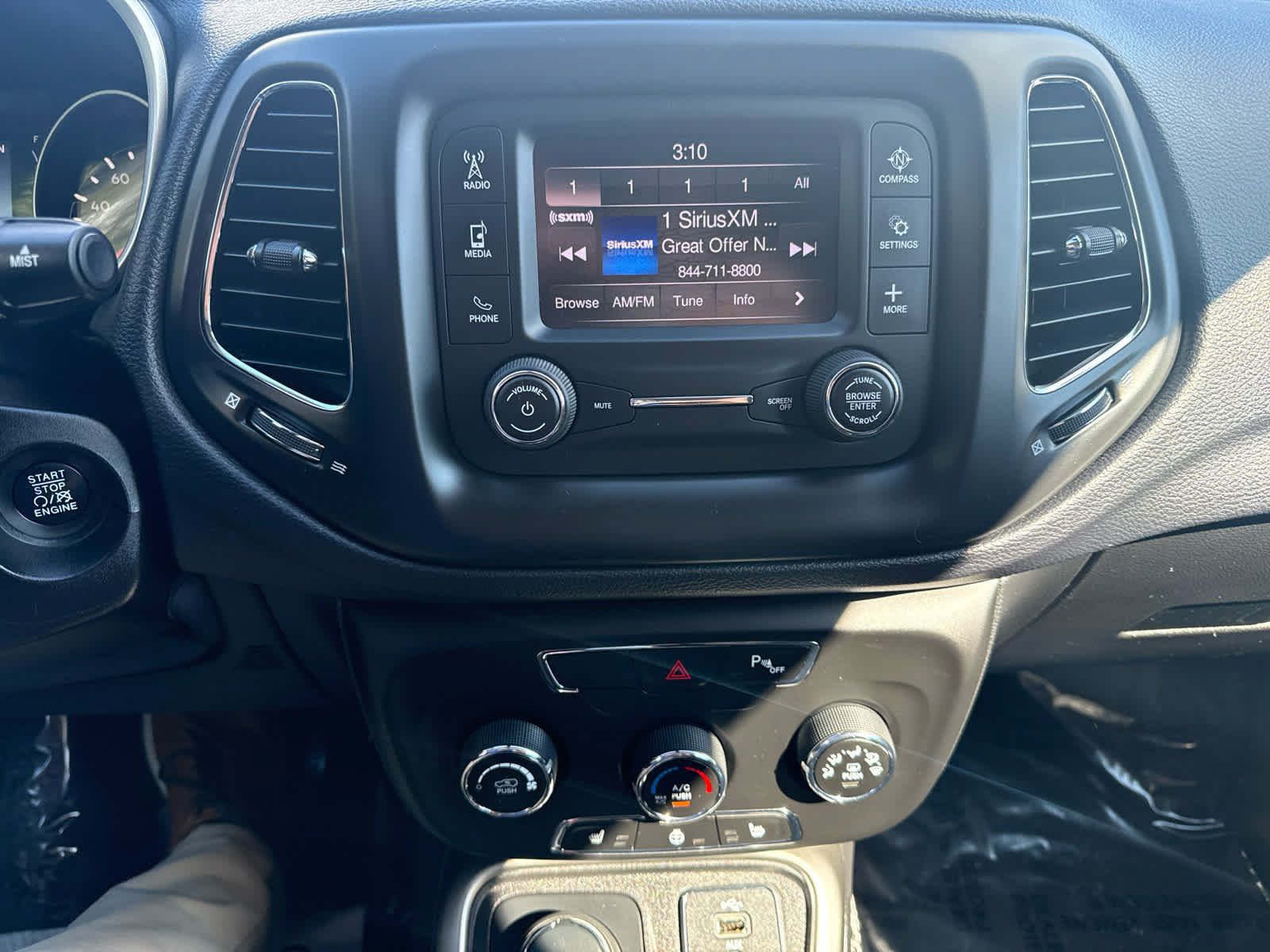 Used 2017 Jeep Compass Sport w/ Cold Weather Group AWD/4WD image 20