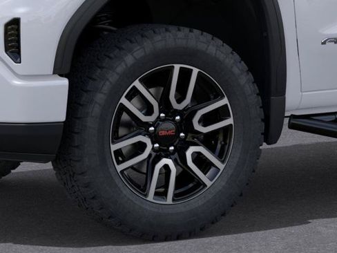 New 2026 GMC Sierra 1500 AT4 w/ AT4 Premium Package AWD/4WD image 9
