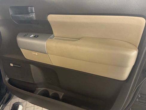 Used 2008 Toyota Sequoia SR5 image 11