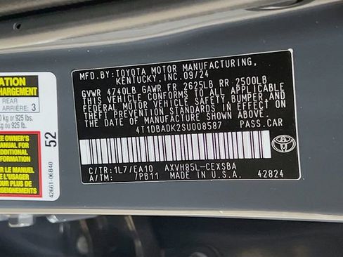 Used 2025 Toyota Camry SE w/ Convenience Package AWD/4WD image 33