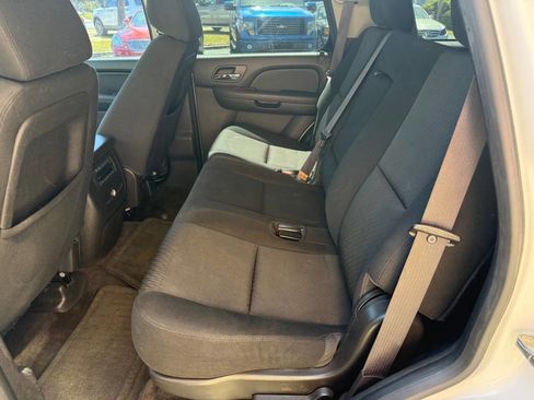 Used 2014 GMC Yukon SLE image 10