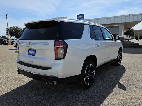 Used 2023 Chevrolet Tahoe High Country AWD/4WD image 8