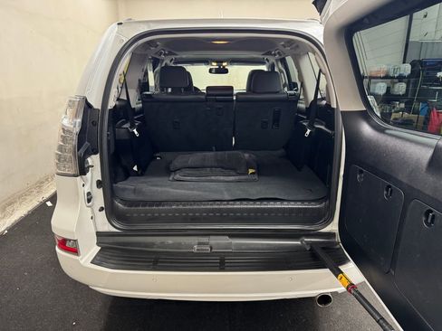 Used 2019 Lexus GX 460 Luxury image 6