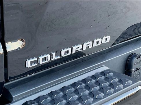 Certified 2025 Chevrolet Colorado Z71 w/ Technology Package image 30