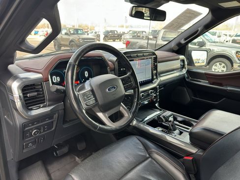 Used 2021 Ford F150 Lariat w/ Equipment Group 502A High image 17