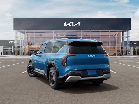 New 2026 Kia EV9 Land AWD/4WD image 4