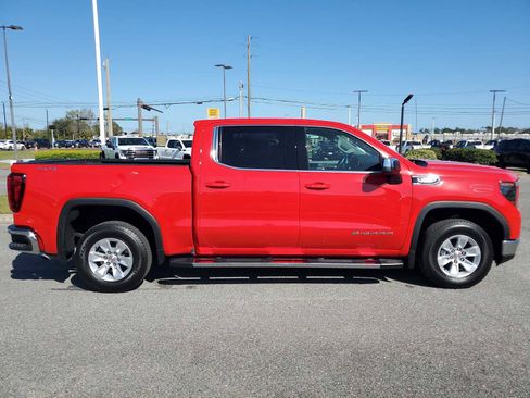 New 2025 GMC Sierra 1500 SLE w/ Preferred Package image 8