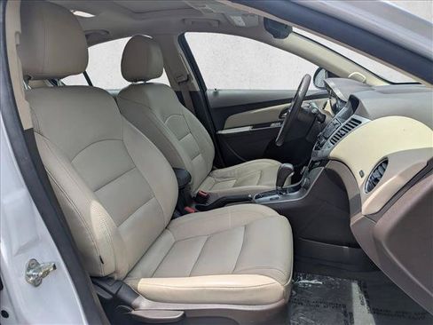 Used 2014 Chevrolet Cruze LTZ w/ Enhanced Safety Package FWD image 22