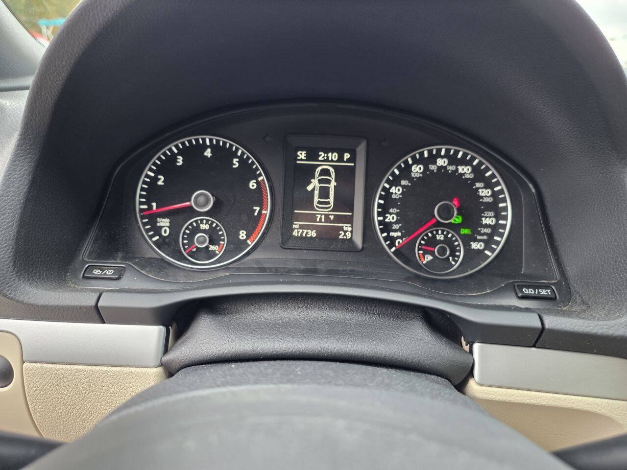 Used 2015 Volkswagen Eos Komfort FWD image 24