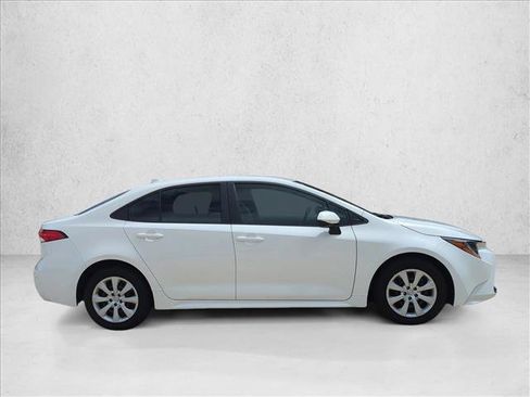 Certified 2024 Toyota Corolla LE FWD image 5