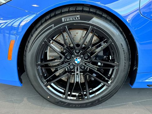 New 2026 BMW M5 w/ Executive Package image 30