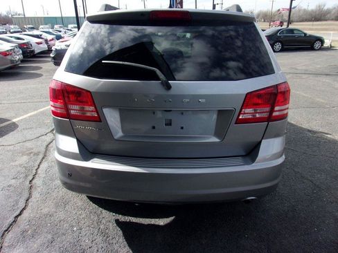 Used 2018 Dodge Journey SE w/ Blacktop Package FWD image 5