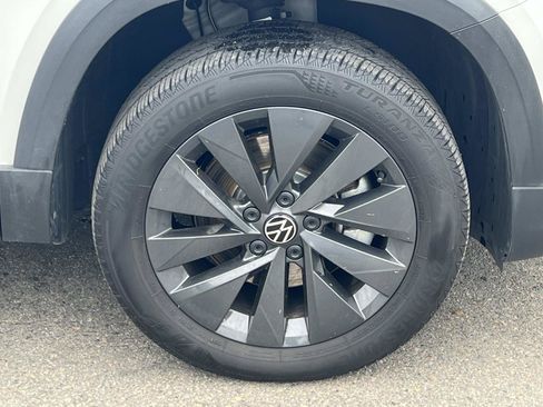 Certified 2023 Volkswagen Taos S FWD image 26