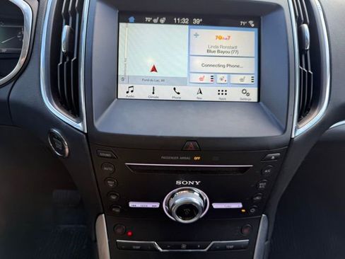 Used 2018 Ford Edge Titanium w/ Technology Package image 13