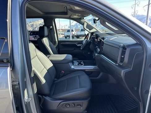 Used 2025 Chevrolet Silverado 3500 LTZ w/ LTZ Plus Package image 22