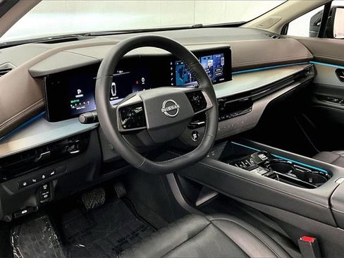 Used 2025 Nissan Murano Platinum image 13