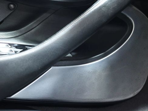 Used 2021 McLaren GT RWD image 89
