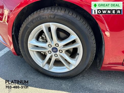 Used 2018 Ford Fusion SE w/ Fusion SE Technology Package FWD image 24