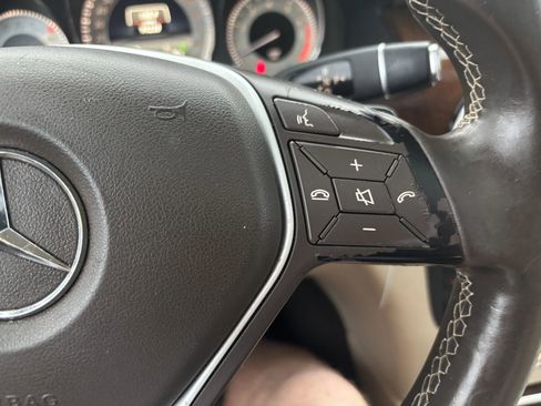 Used 2014 Mercedes-Benz GLK 350 4MATIC image 17