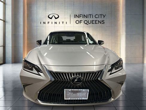 Used 2020 Lexus ES 350 w/ Premium Package FWD image 8