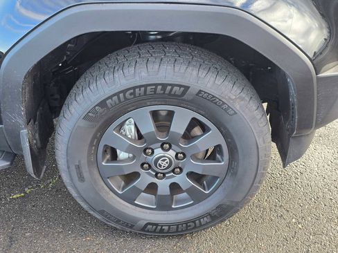 Used 2025 Toyota Land Cruiser w/ Premium Package image 9