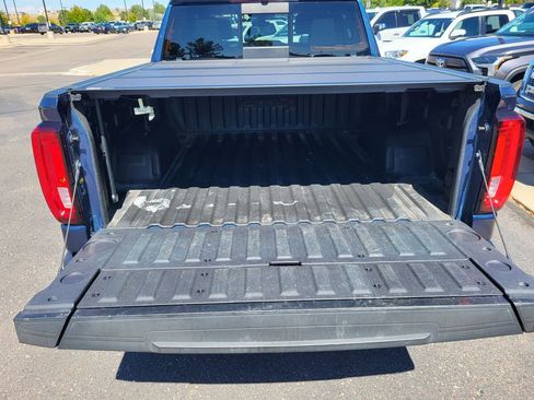 Used 2019 GMC Sierra 1500 AT4 w/ Off Road Performance Package image 19