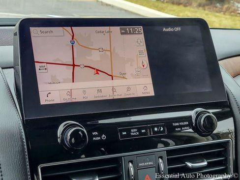 Used 2024 Nissan Armada SL image 22