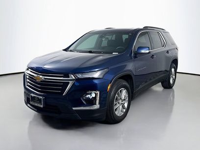 Used 2023 Chevrolet Traverse LT