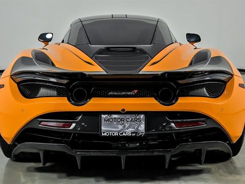 Used 2018 McLaren 720S RWD image 15