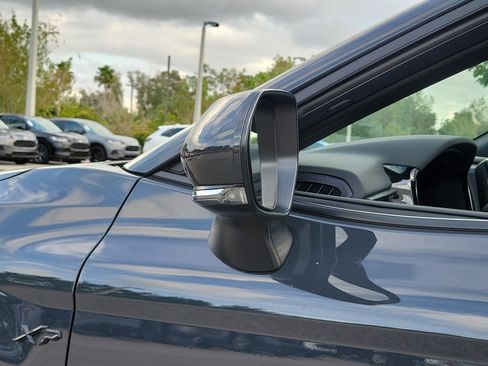 Used 2025 Toyota Camry SE image 7